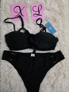 Cupshe Black Twist Bandeau Bikini Set with Ring Accents